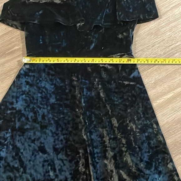 Who What Wear Women’s Midi Dress Small Black Crushed Velvet Ruffle Whimsigoth - Picture 12 of 15